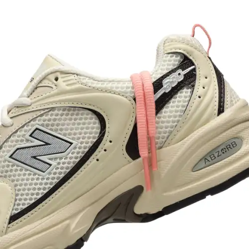 New Balance 530  Women 