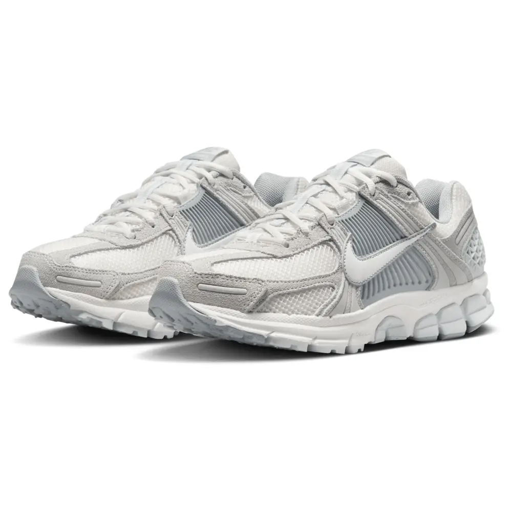 Nike Zoom Vomero 5  Women 