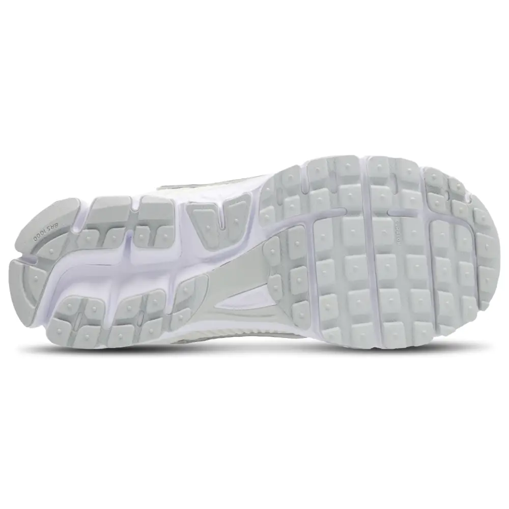 Nike Zoom Vomero 5  Women 