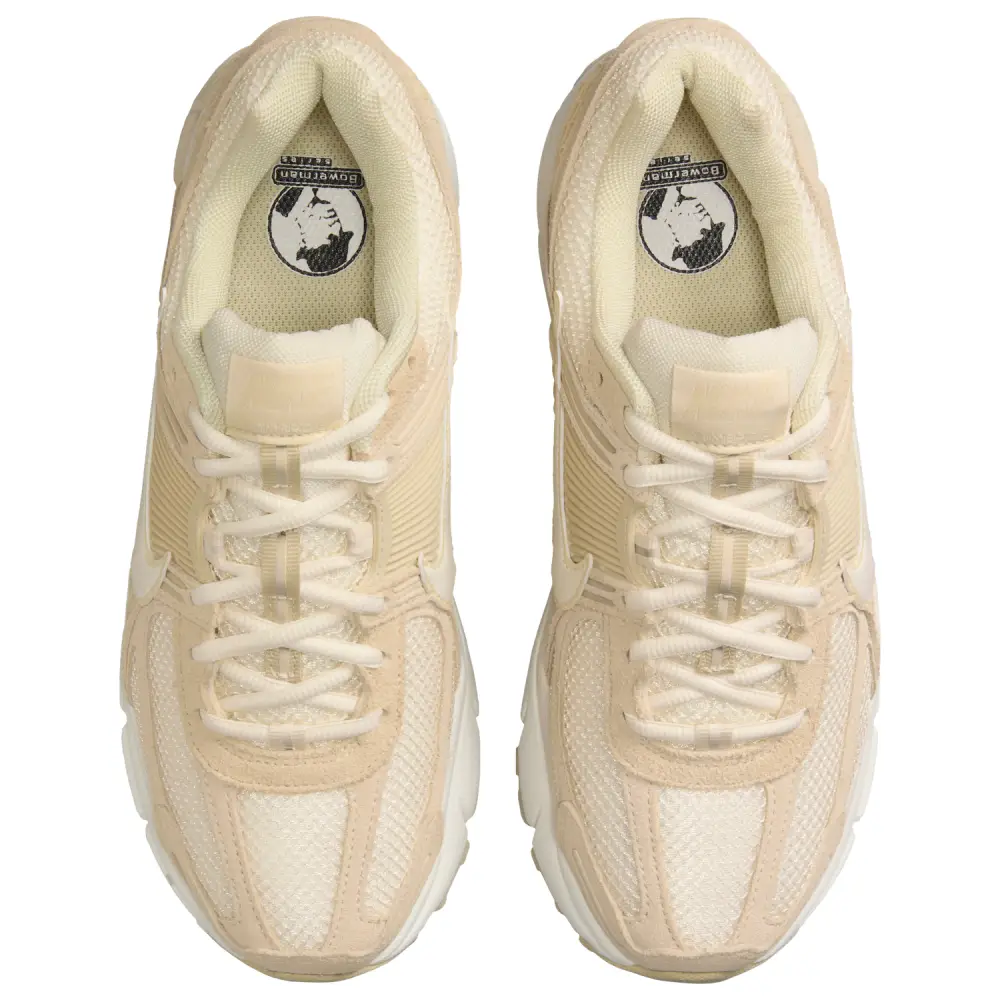 Nike Zoom Vomero 5  Women 