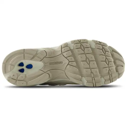 New Balance 740  Women 