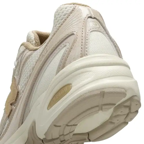 New Balance 740  Women 