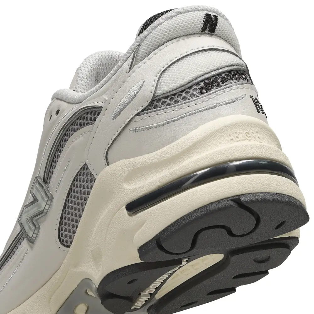 New Balance 1906R  Men 