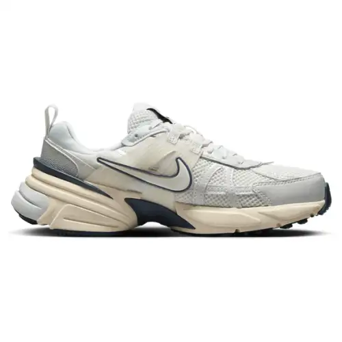 Nike V2k Run  Women