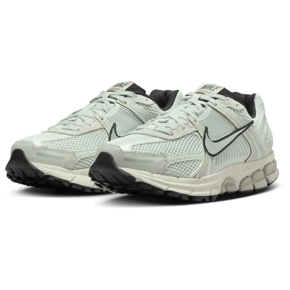 Nike Zoom Vomero 5  Women 