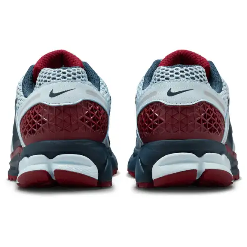 Nike Zoom Vomero 5  Women 