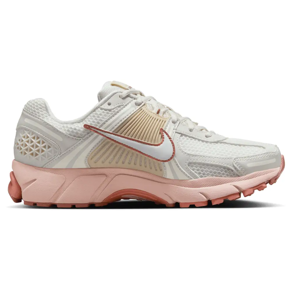 Nike Zoom Vomero 5  Women 