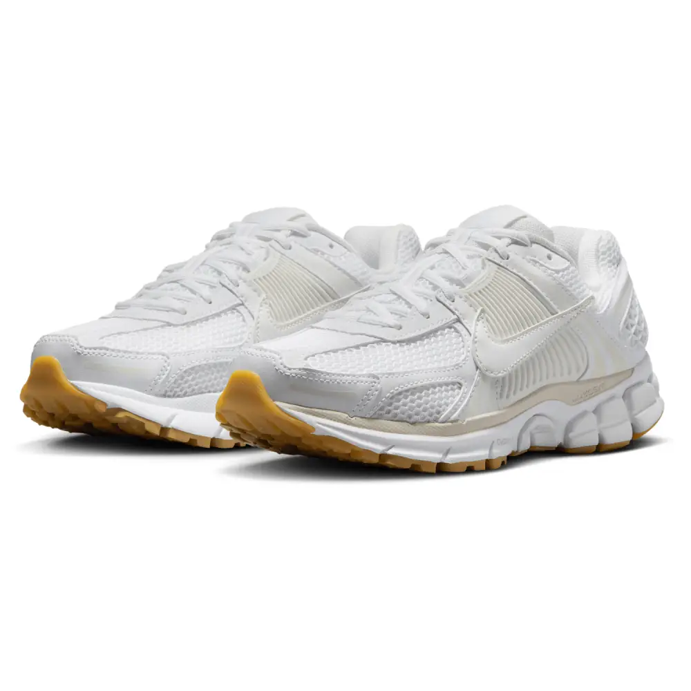 Nike Zoom Vomero Roam  Men 