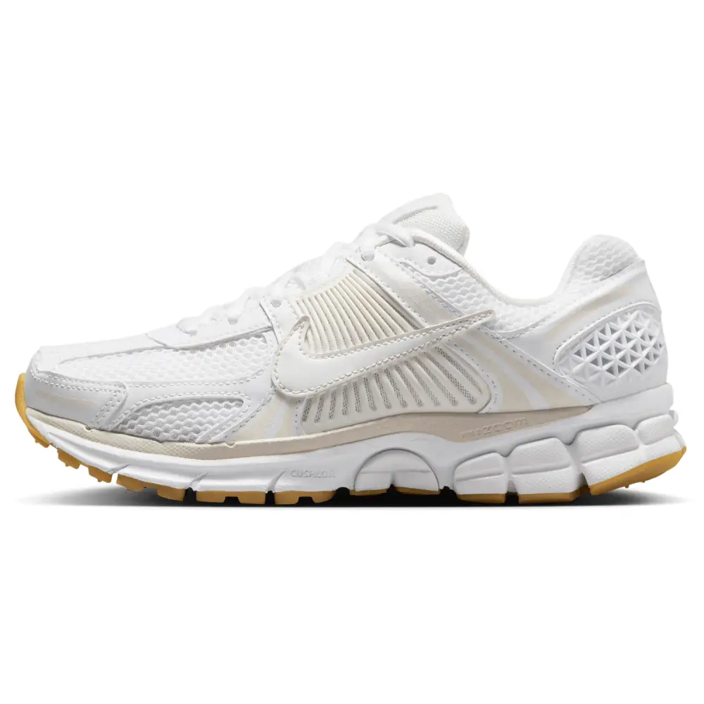 Nike Zoom Vomero Roam  Men 