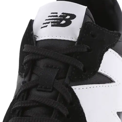 New Balance 327  Women 
