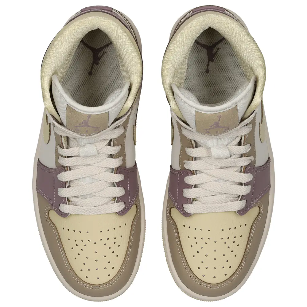 Jordan 1 Mid  Women 