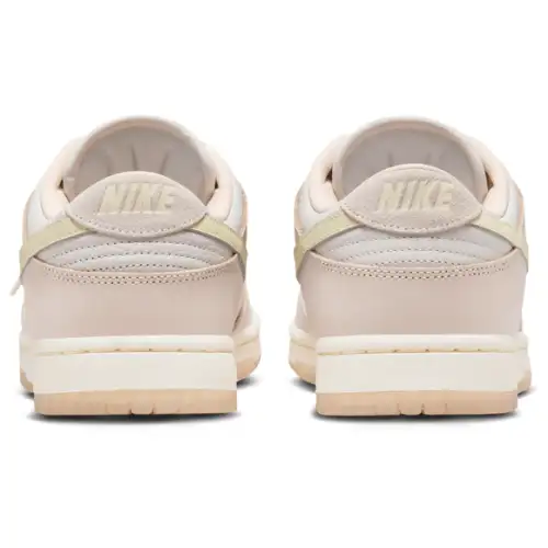 Nike Dunk Low  Women 