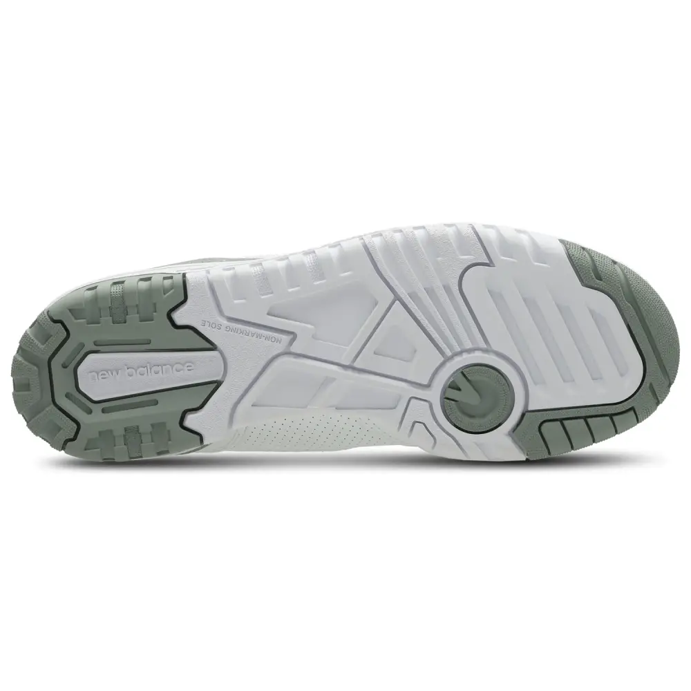 New Balance 550  Women 