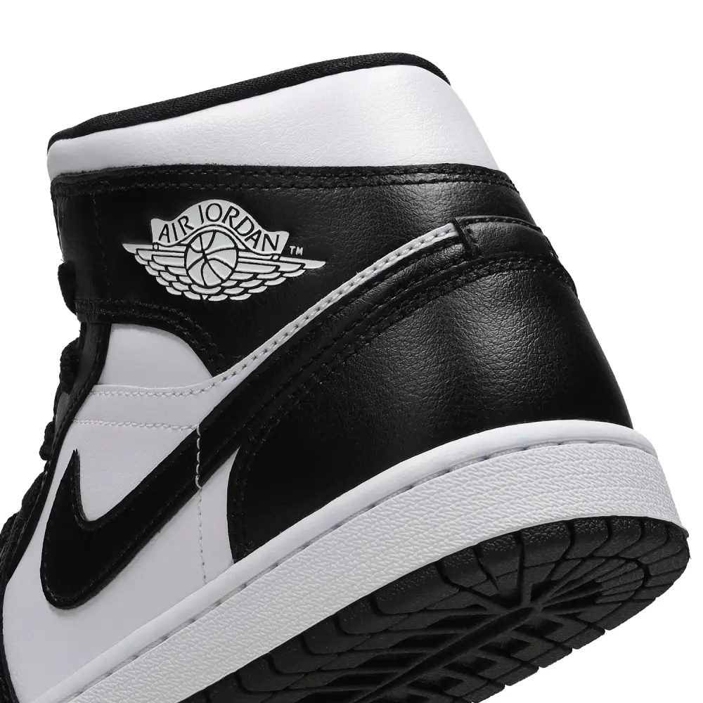Jordan 1 Mid  Women 
