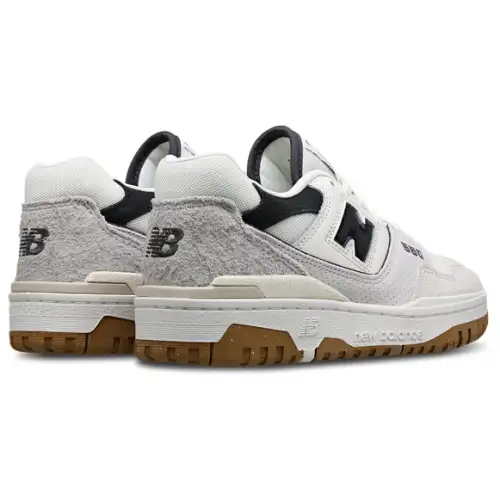 New Balance 550  Women 