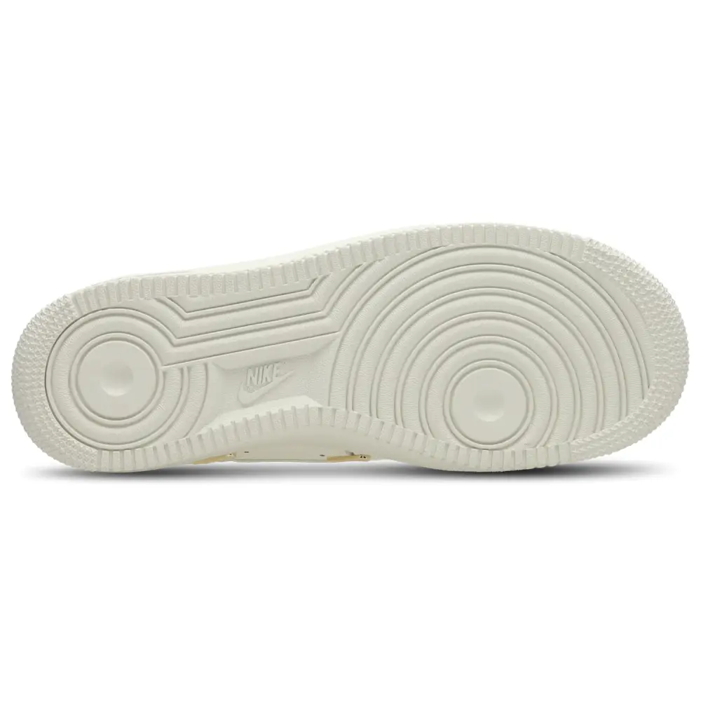 Nike Air Force 1 Low  Women 