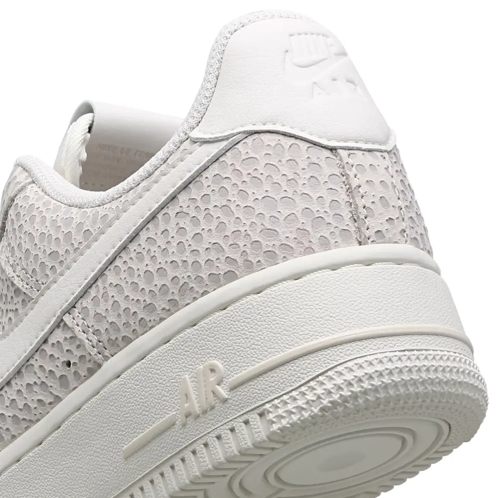 Nike Air Force 1 '07 Essential  Women 