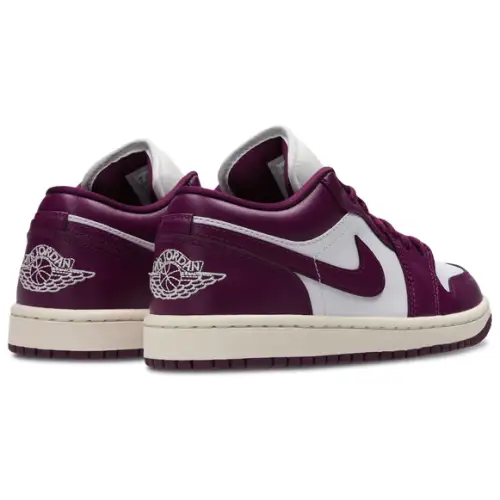 Jordan 1 Low  Women 