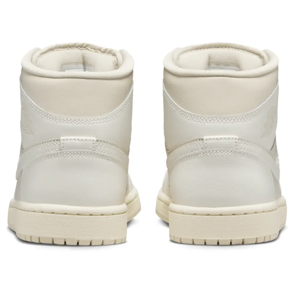 Jordan 1 Mid  Women 