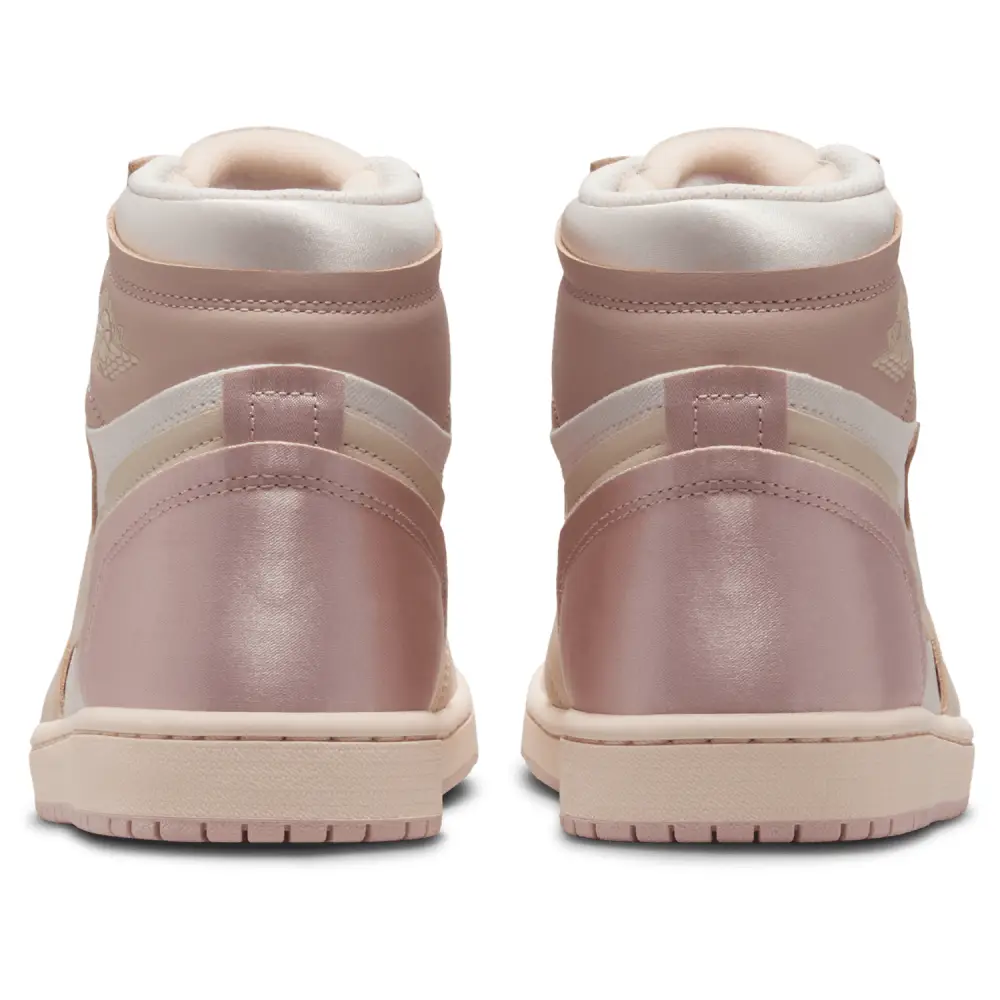 Jordan 1 Mid  Women 