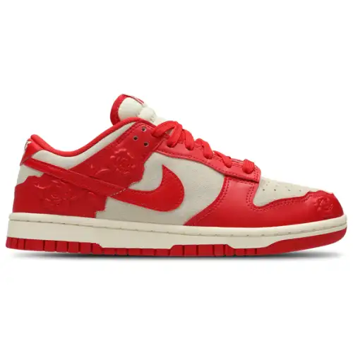 Nike Dunk Low  Women